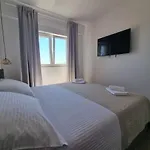 Madison, Spacious Sea View Near Zadar With Heated Pool