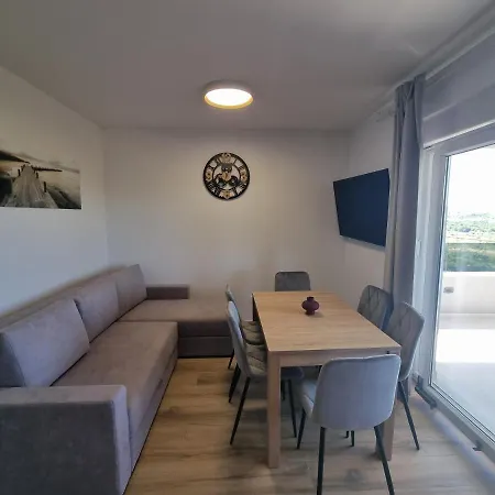 Villa Madison, Spacious Sea View Apartments Near Zadar With Heated Pool פוסדריה