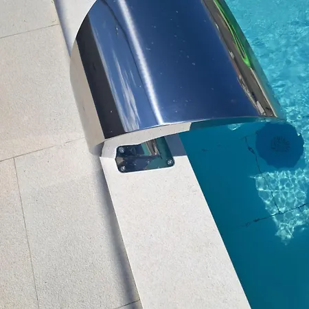 Daire Villa Madison, Spacious Sea View Apartments Near Zadar With Heated Pool *