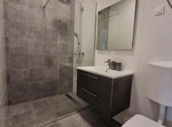 Apartman Madison, Spacious Sea View Near Zadar With Heated Pool *