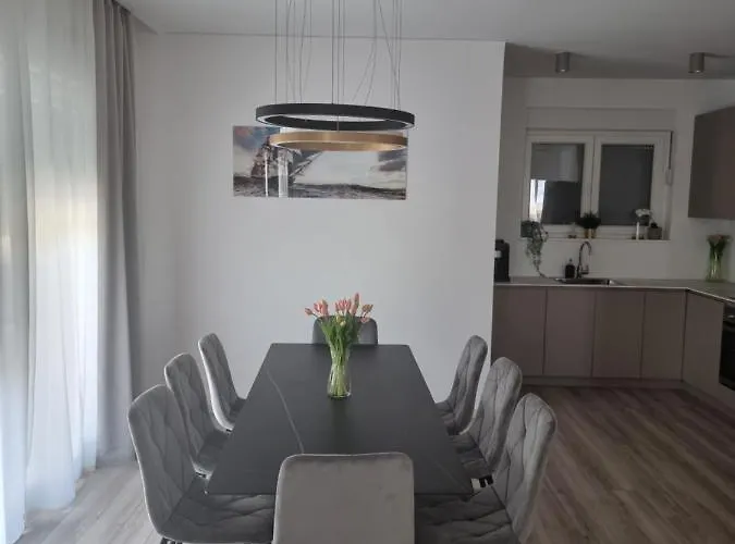 Apartman Madison, Spacious Sea View Near Zadar With Heated Pool *