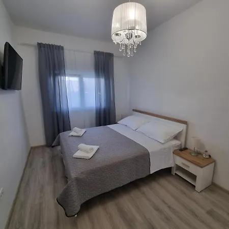 Апартаменты Villa Madison, Spacious Sea View Apartments Near Zadar With Heated Pool *