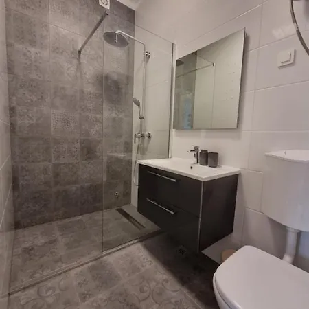 Апартаменты Villa Madison, Spacious Sea View Apartments Near Zadar With Heated Pool *