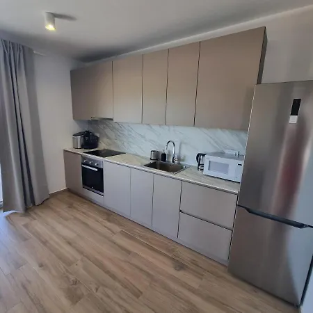 Villa Madison, Spacious Sea View Apartments Near Zadar With Heated Pool Apartmán *