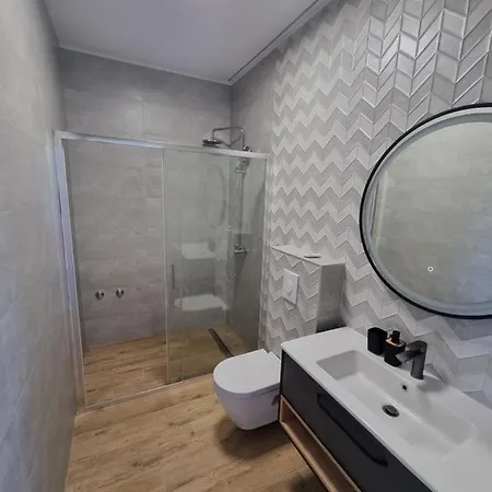 Apartmán Villa Madison, Spacious Sea View Apartments Near Zadar With Heated Pool *