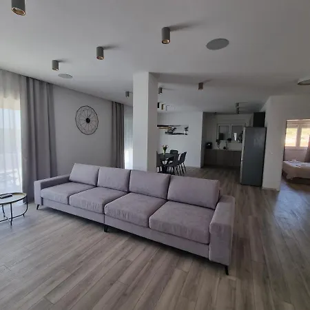 Madison, Spacious Sea View Near Zadar With Heated Pool Apartament *
