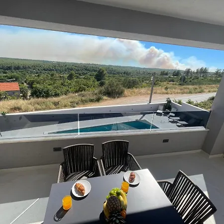 Апартаменты Villa Madison, Spacious Sea View Apartments Near Zadar With Heated Pool Поседарье