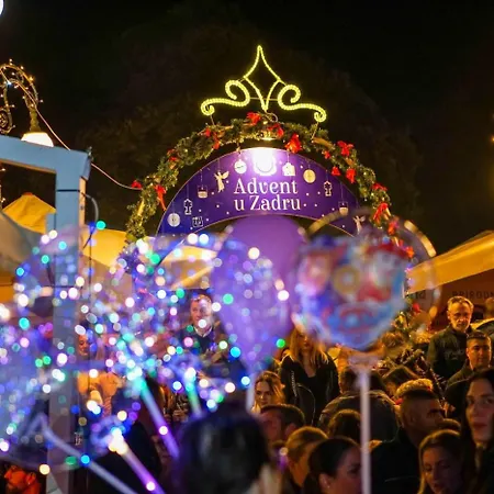 Madison, Spacious Sea View Near Zadar With Heated Pool