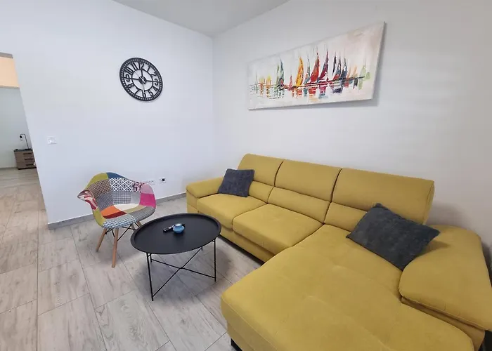 Apartment Madison, Spacious Sea View Near Zadar With Heated Pool