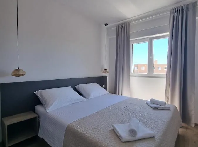 Apartment Madison, Spacious Sea View Near Zadar With Heated Pool Posedarje