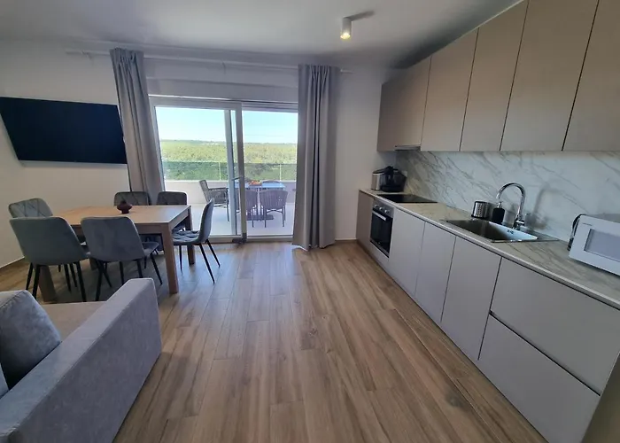 Madison, Spacious Sea View Near Zadar With Heated Pool 公寓 *