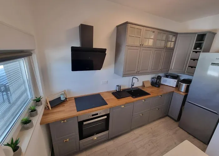 Apartment Madison, Spacious Sea View Near Zadar With Heated Pool *