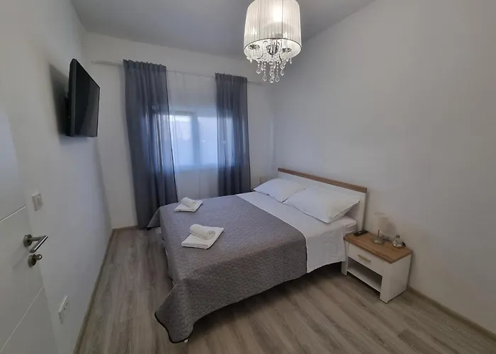 Apartment Madison, Spacious Sea View Near Zadar With Heated Pool *