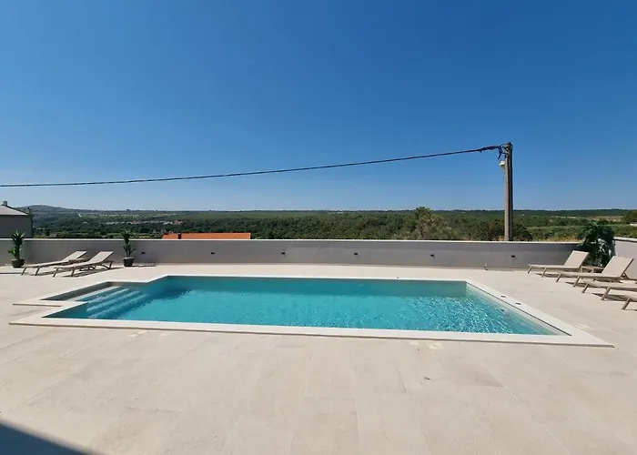 Madison, Spacious Sea View Near Zadar With Heated Pool Apartment Posedarje