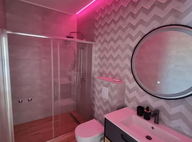 Madison, Spacious Sea View Near Zadar With Heated Pool Apartment