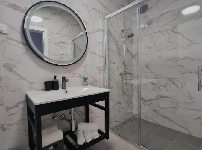 Apartment Madison, Spacious Sea View Near Zadar With Heated Pool *