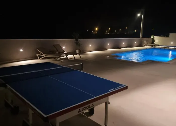 Madison, Spacious Sea View Near Zadar With Heated Pool Apartment Posedarje