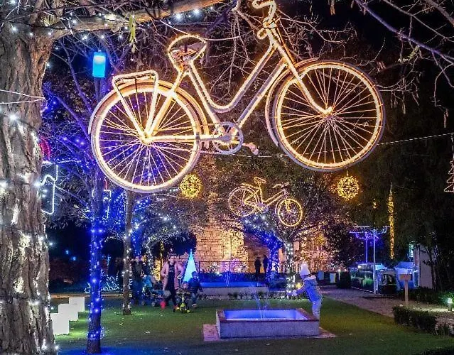 Madison, Spacious Sea View Near Zadar With Heated Pool Posedarje